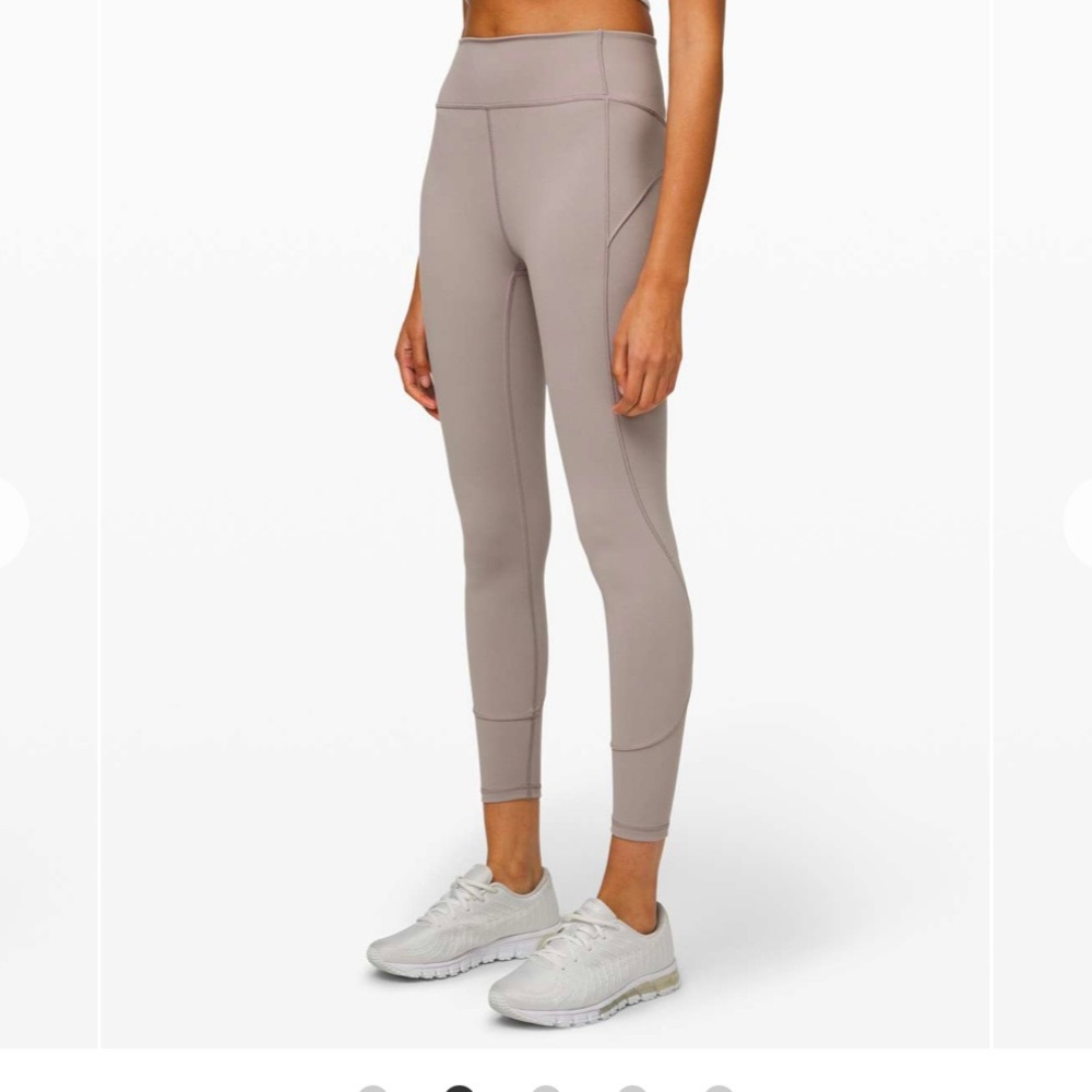 Lululemon In Movement Tight 25" *Everlux
Dark Chrome Size 2